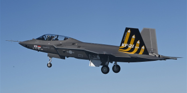 KAI_KF-21-prototype_004_1st_flight