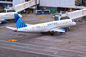 the-faa-cap-that-forced-united-airlines-to-pick-12-leisure-spokes-over-10-regional-midwest-markets