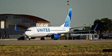 united-airlines-boeing-737-800-n36272-at-albuquerque-international-sunport-airport-1